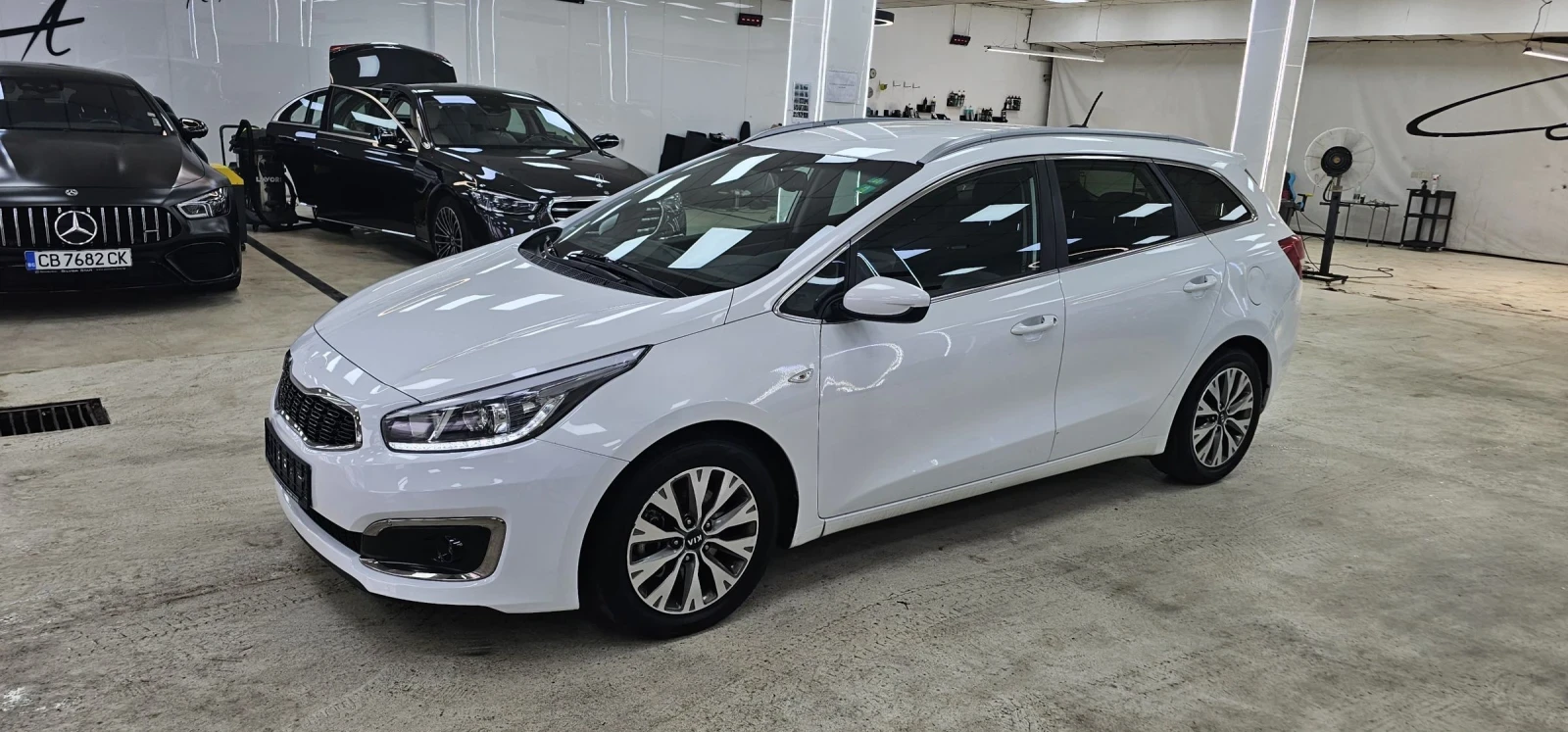 Kia Ceed 1.6 crdi навигация камера Германия  Лизинг , снимка 1