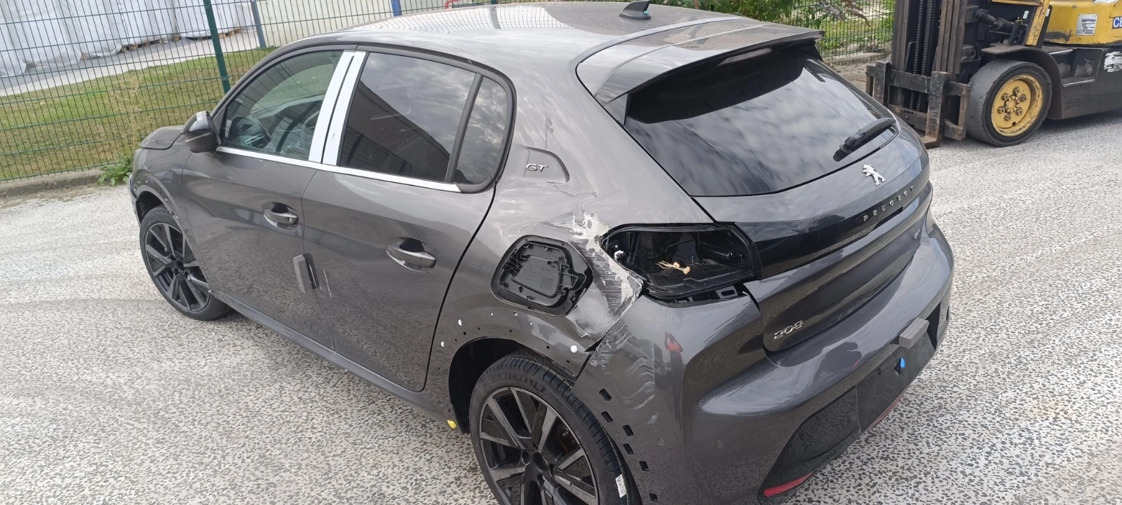 Peugeot 208 1.2THP | Mobile.bg — изображение 14