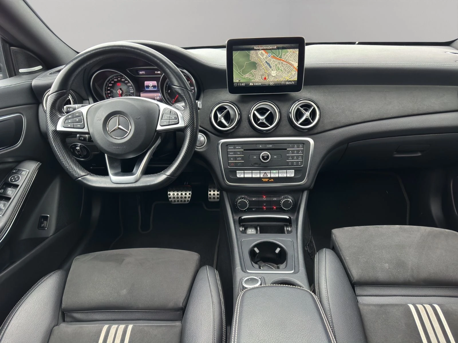 Mercedes-Benz CLA 220 AMG/177HP/EDITION/PANO/CAM/LED/AMBI/KLESS/438v | Mobile.bg   11