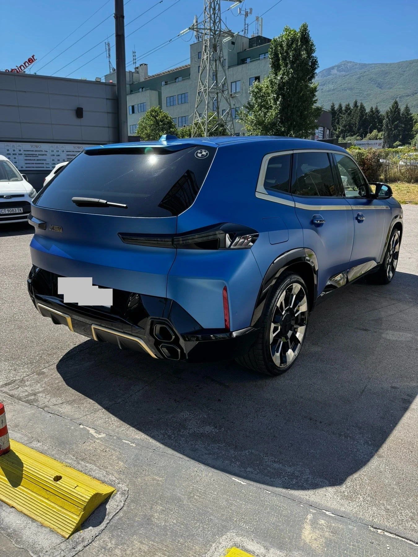 BMW XM  - изображение 6