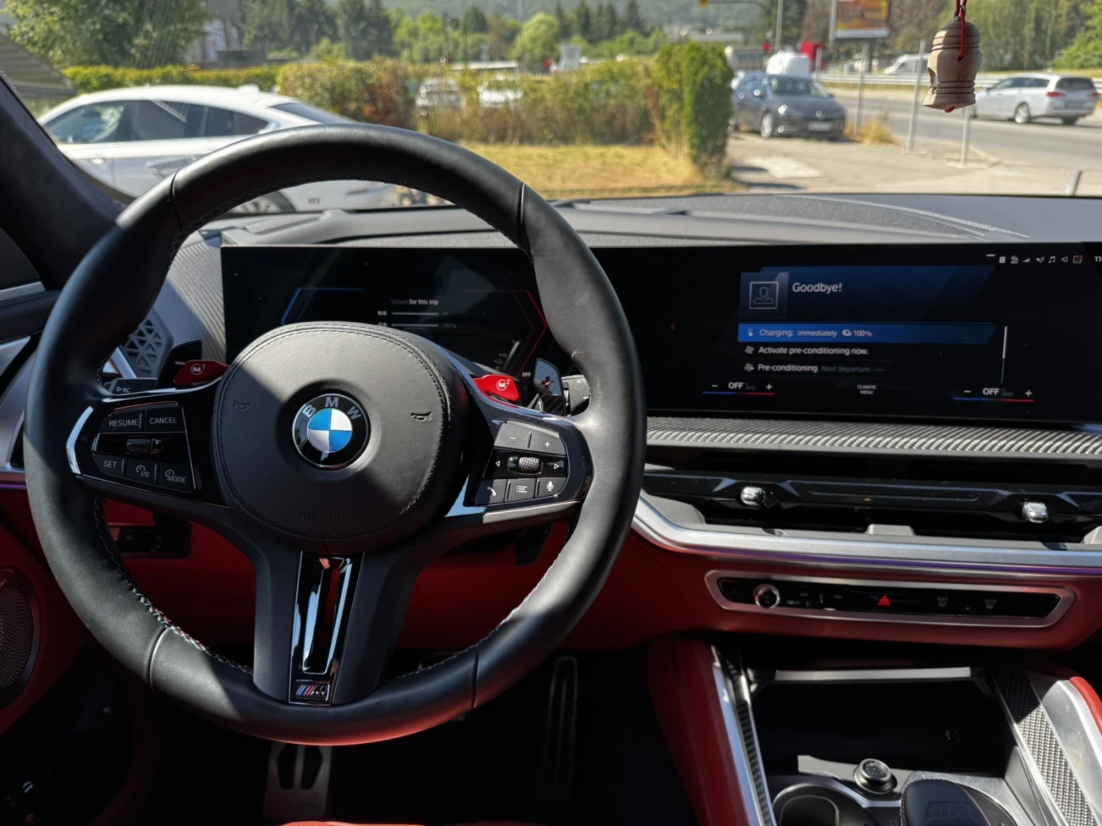 BMW XM  - изображение 9