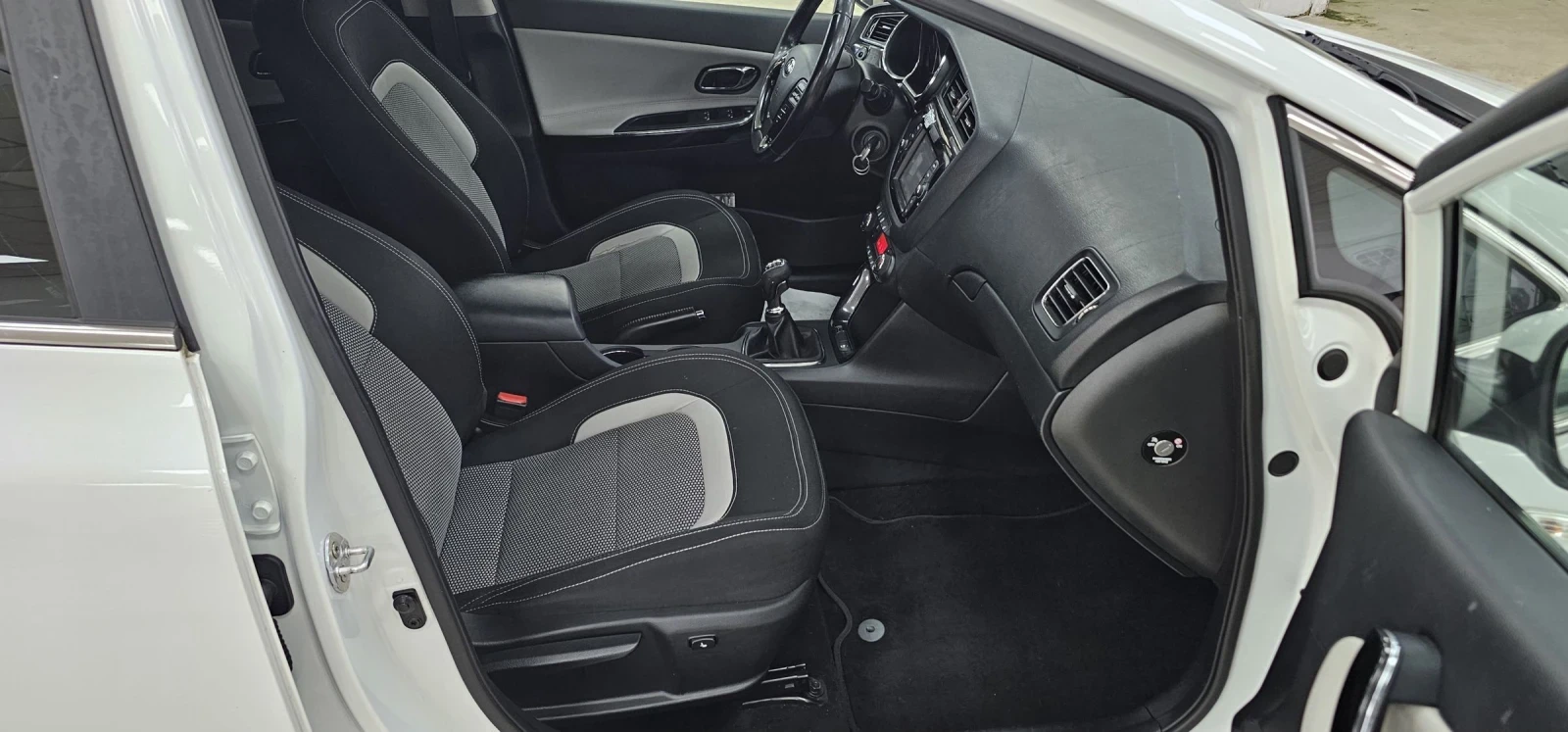 Kia Ceed 1.6d навигация камера Германия  Лизинг  - изображение 10