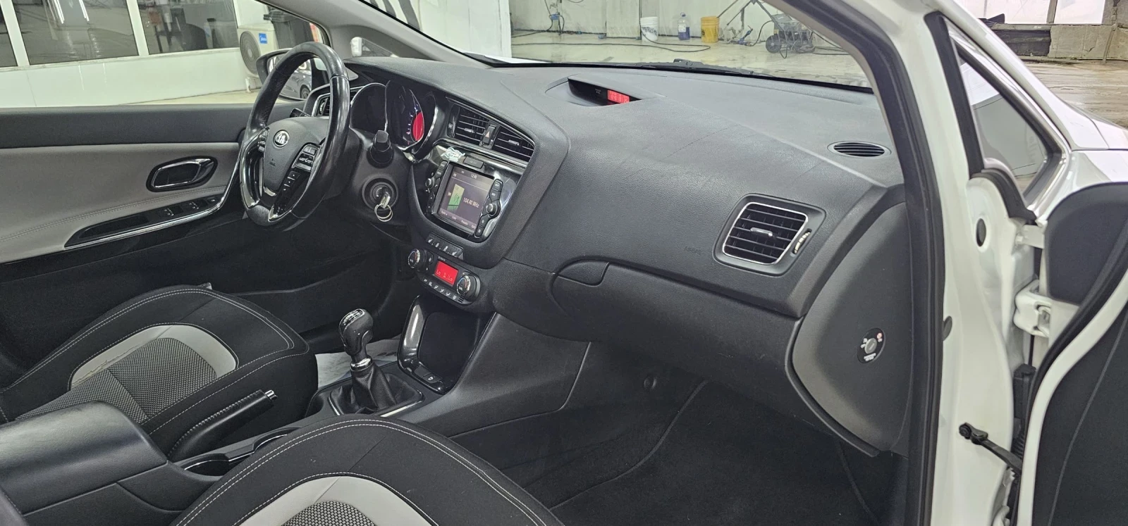 Kia Ceed 1.6 crdi       | Mobile.bg   11