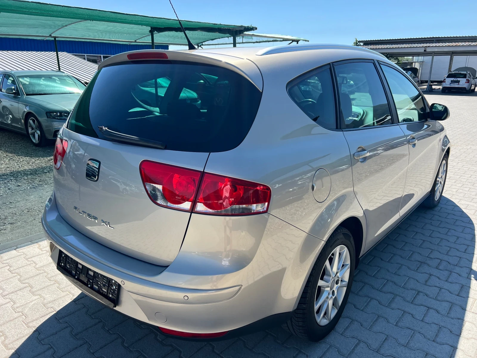 Seat Altea XL 1.6TDi 159000kм Лизинг - изображение 8