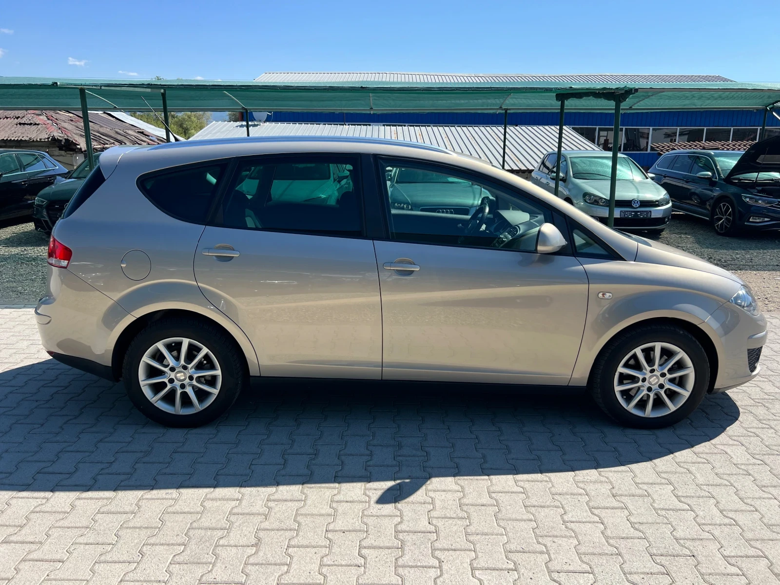 Seat Altea XL 1.6TDi 159000kм Лизинг - изображение 9