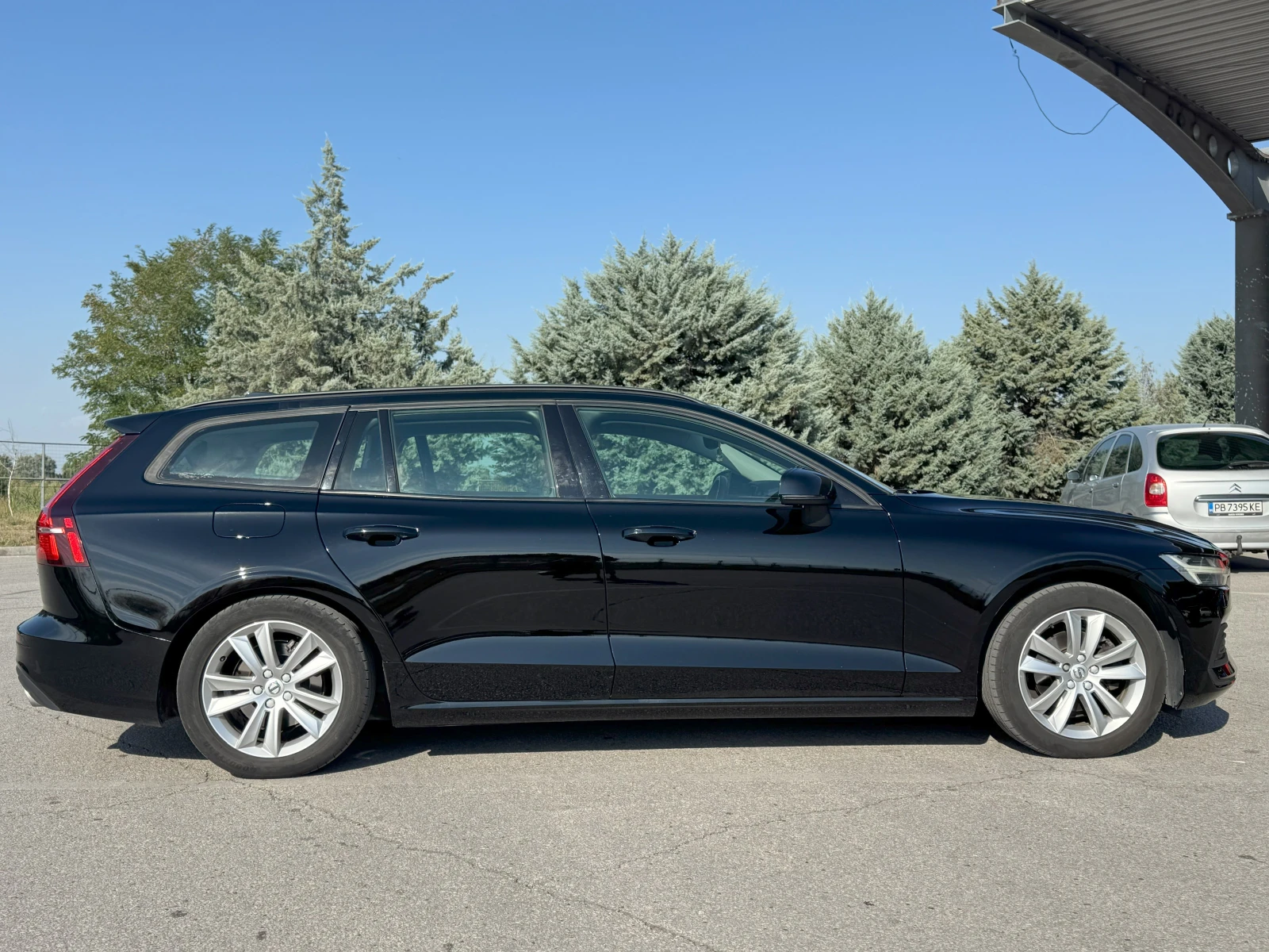 Volvo V60 D4 Momentum - изображение 5