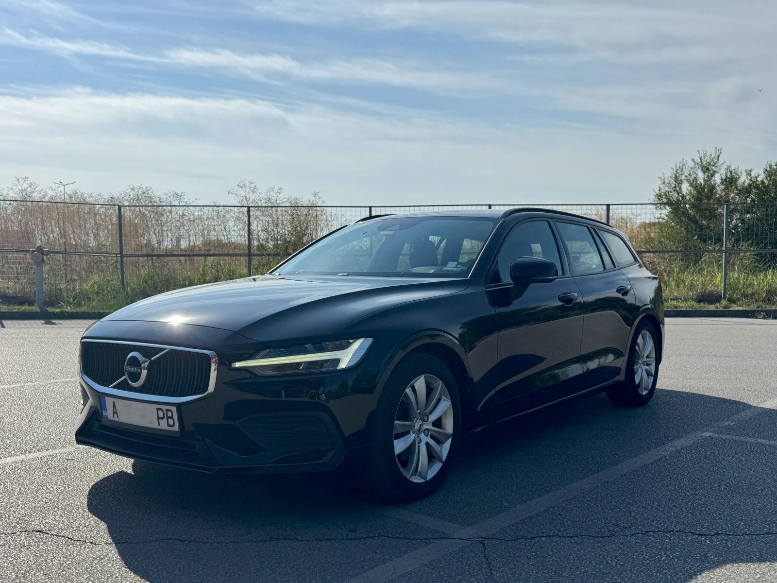 Volvo V60 D4 Momentum - изображение 3