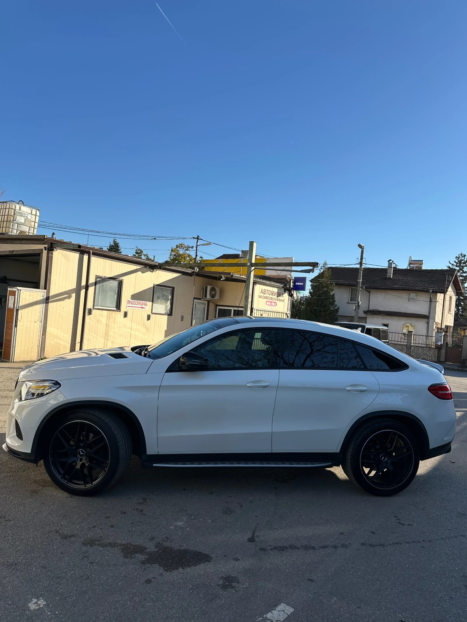 Mercedes-Benz GLE 350 Панорама Теглич Обдухване Подгрев с Чип 290кс  - изображение 4
