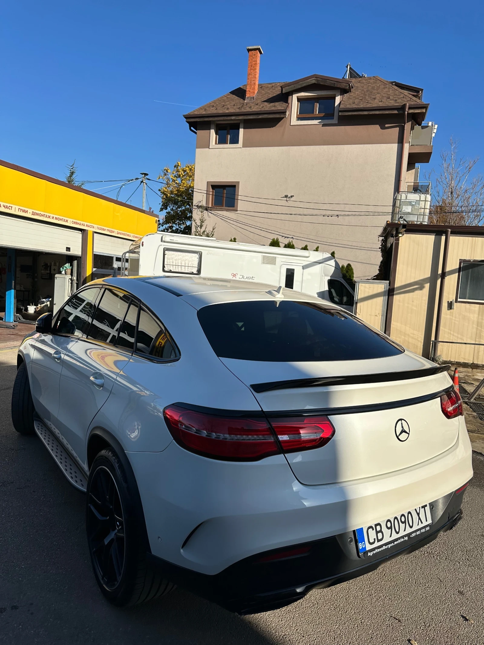 Mercedes-Benz GLE 350 Панорама Теглич Обдухване Подгрев с Чип 290кс  - изображение 3