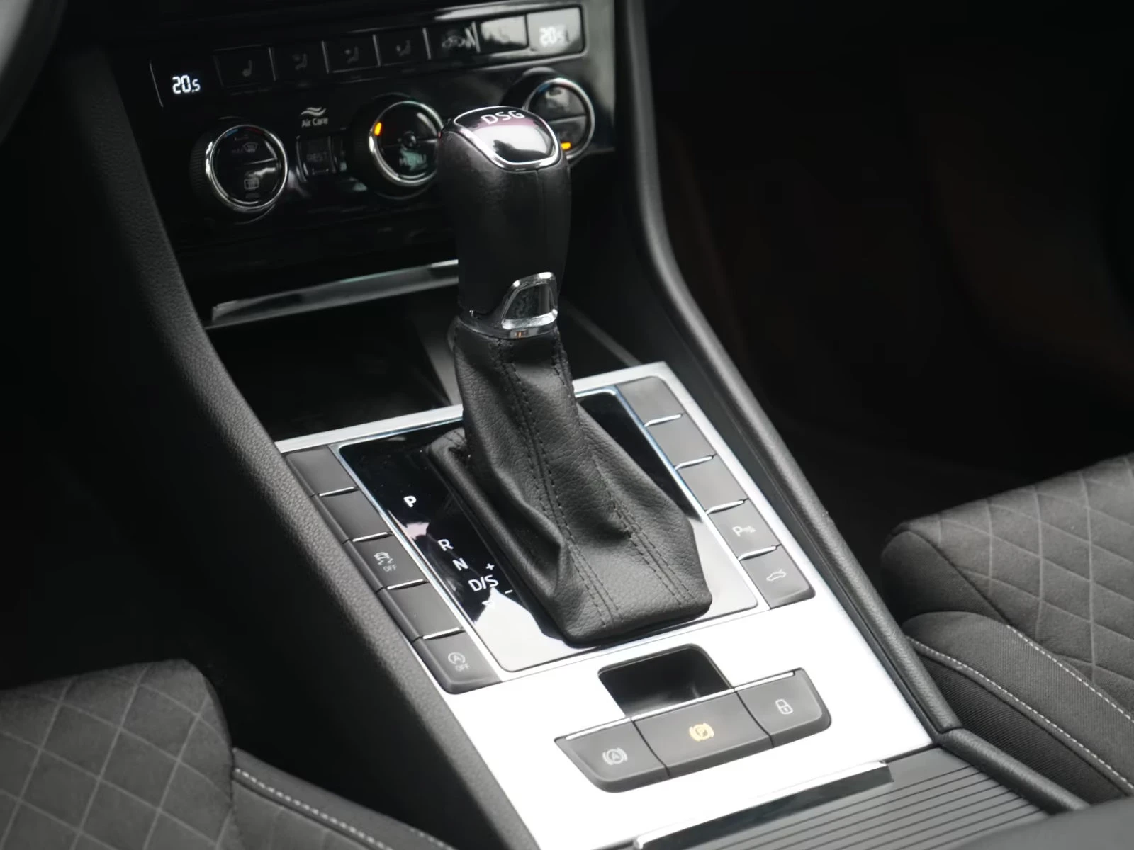 Skoda Superb AMBITION/200HP/DSG/CAM/NAVI/LED/742v | Mobile.bg   15