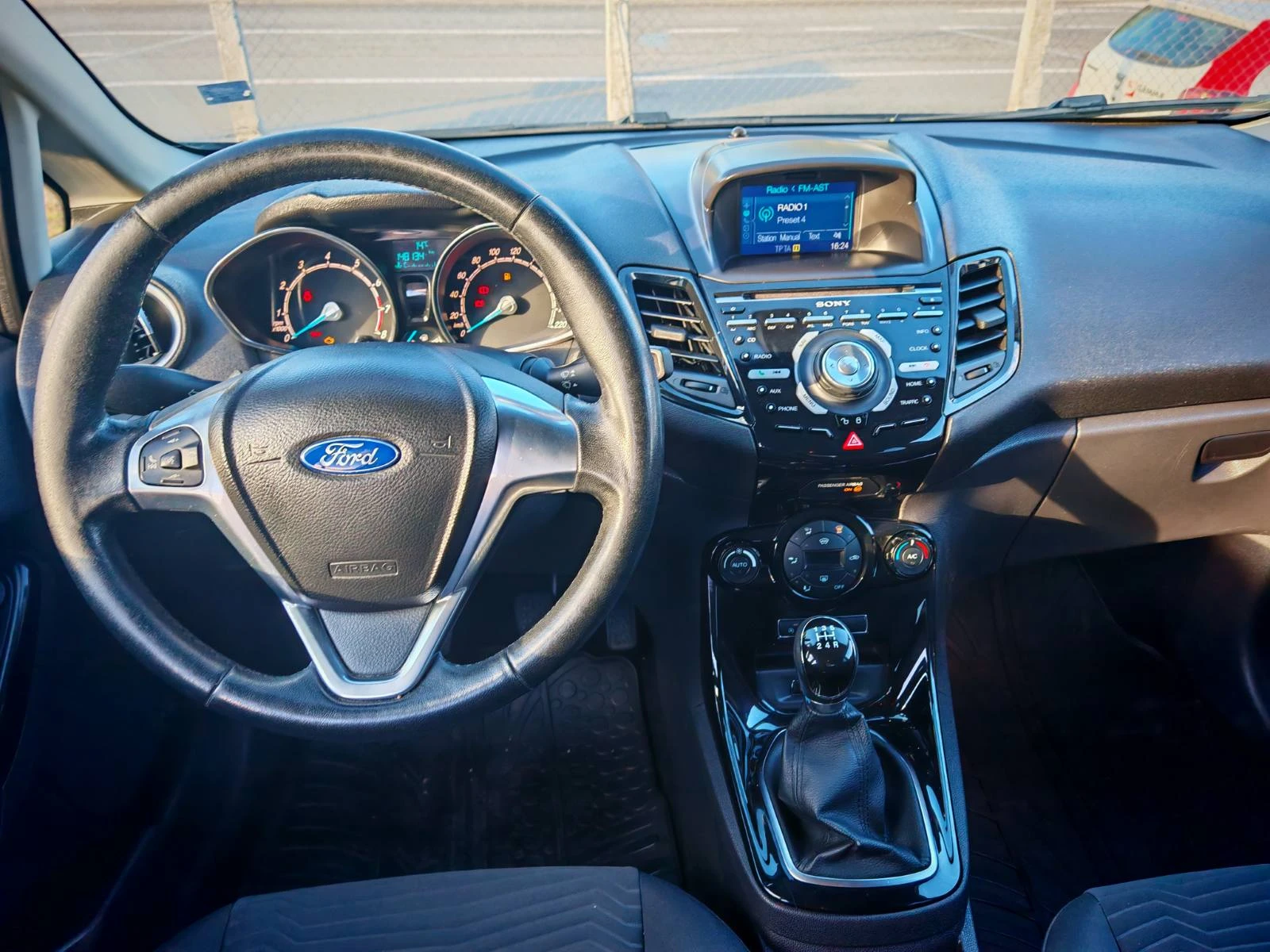 Ford Fiesta 1.0 EcoBoost (SCTi, 125 ..) Titanium  | Mobile.bg   8