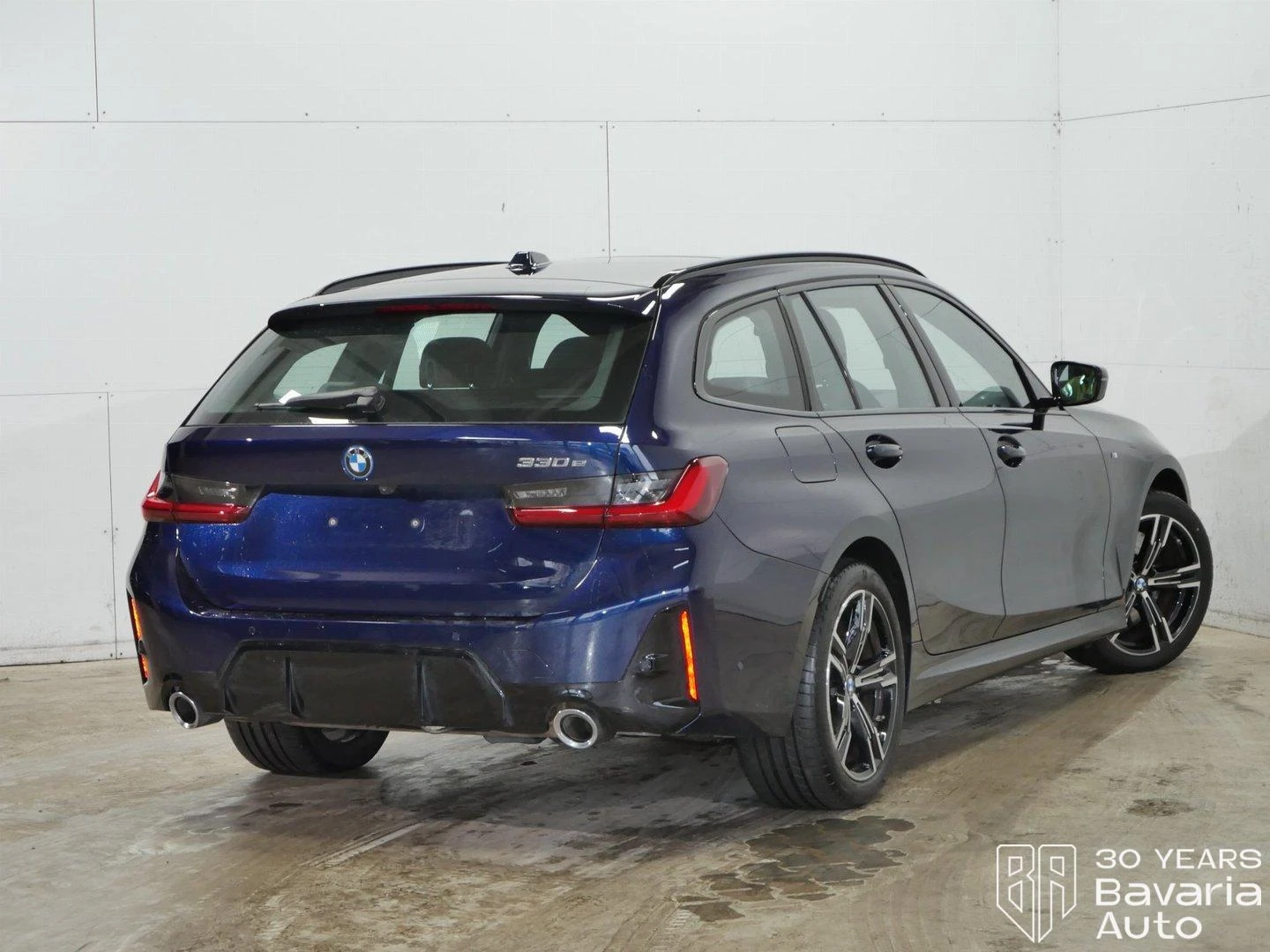 BMW 330 e Touring M Sport Paket Sportautomatic | Mobile.bg   3