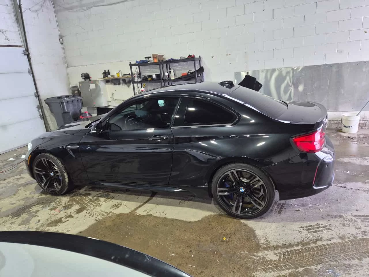 BMW M2 * CARFAX * РЪЧНА КУТИЯ * ЕДИН СОБСТВЕНИК, снимка 9 - Автомобили и джипове - 53978649