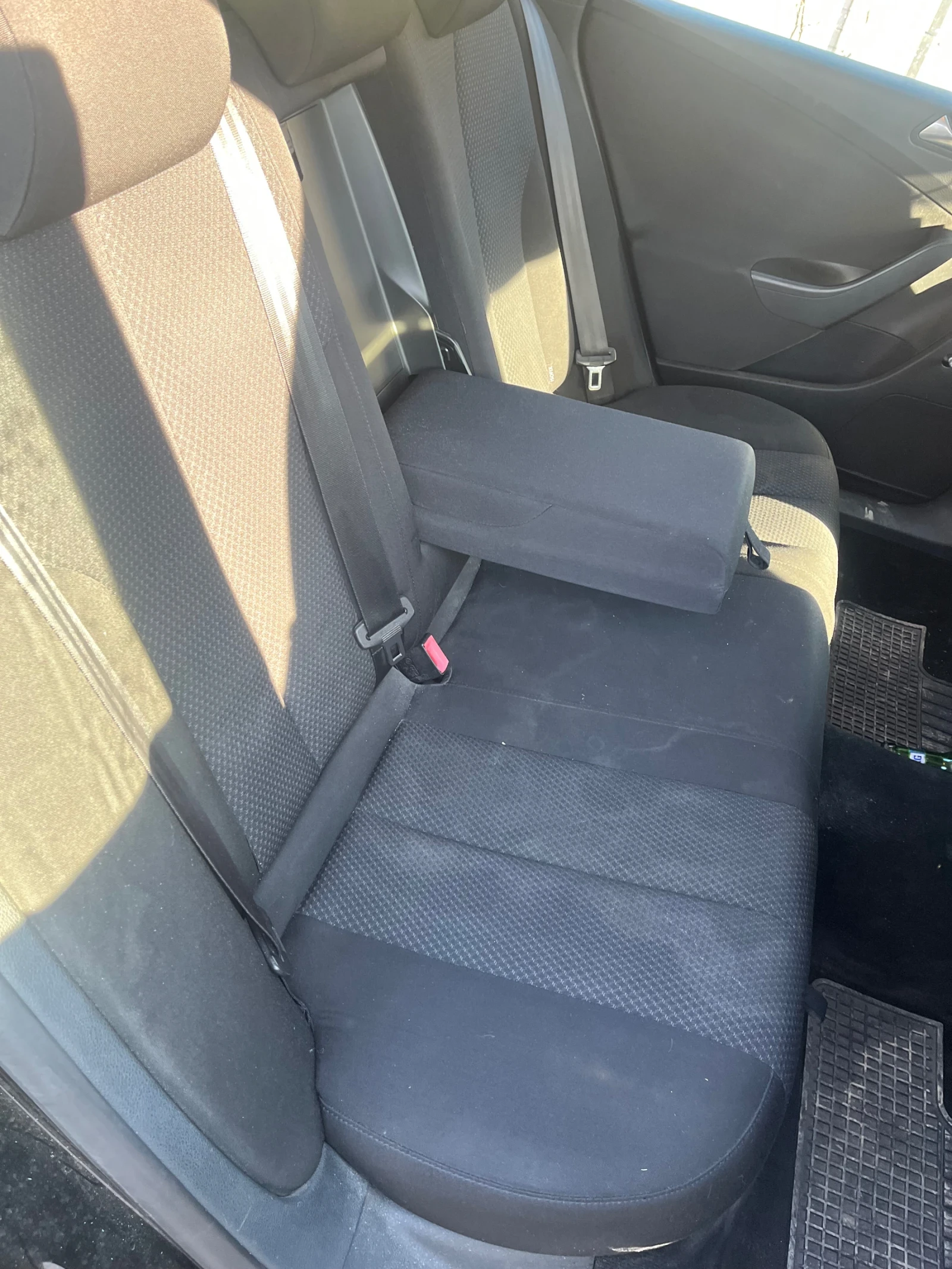 VW Passat, снимка 3 - Автомобили и джипове - 54057366