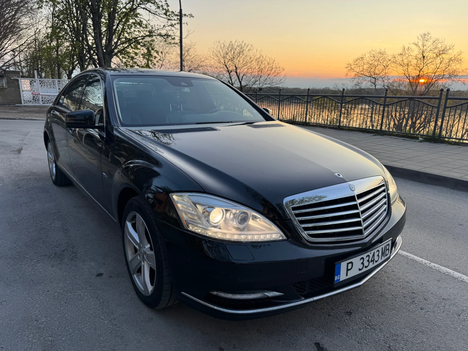 Mercedes-Benz S 350 LONG 4 MATIC ШВЕЙЦАРИЯ, снимка 4 - Автомобили и джипове - 54160497