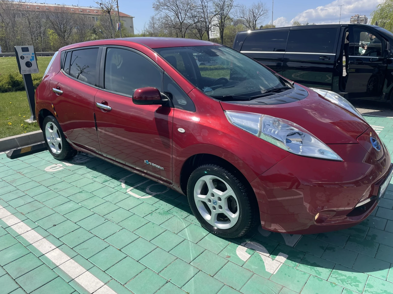 Nissan Leaf  24kWh | ТЕРМОПОМПА | 10/12 bar | Nokian | ОБСЛУЖЕН