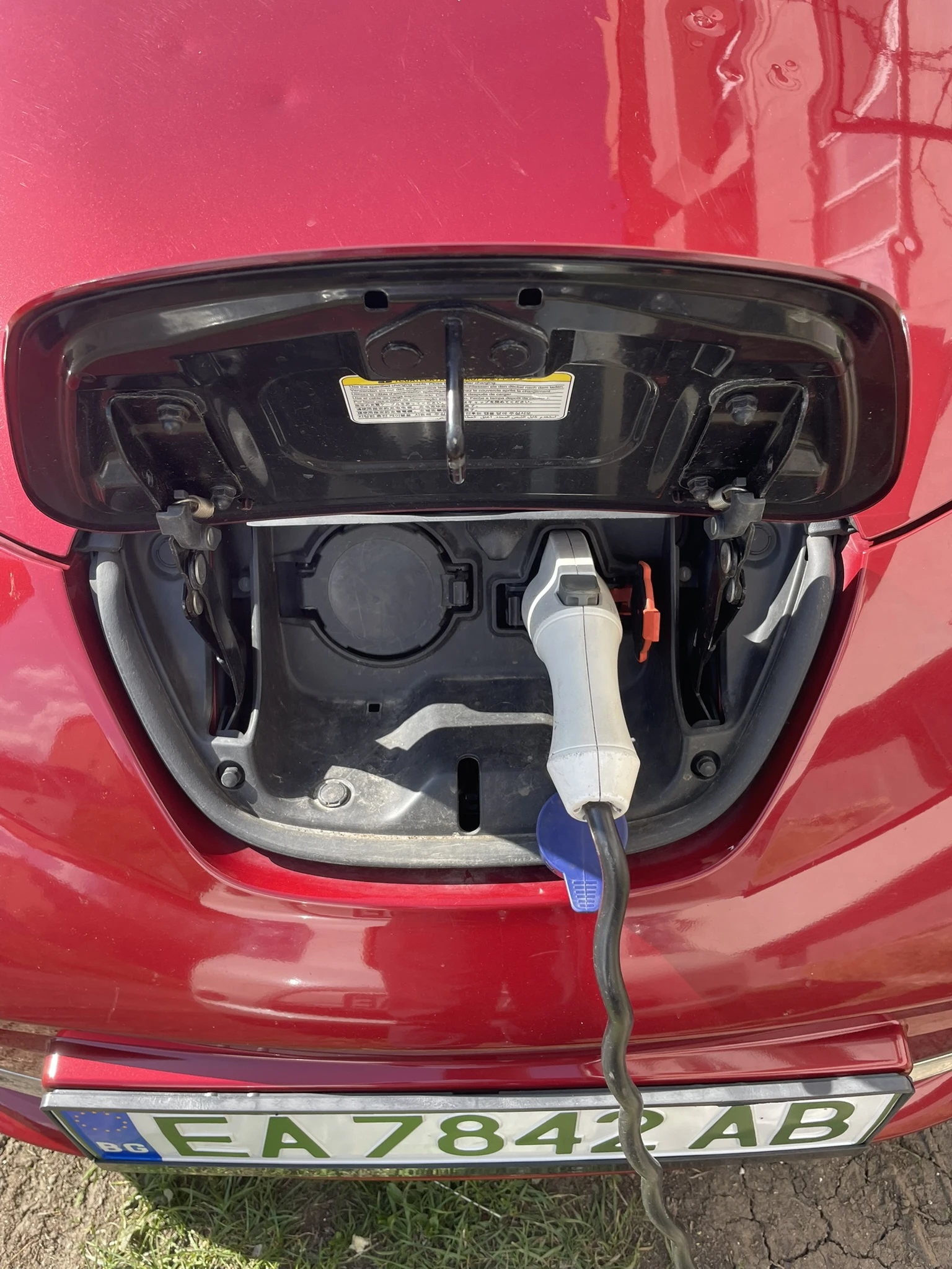 Nissan Leaf  24kWh | ТЕРМОПОМПА | 10/12 bar | Nokian | ОБСЛУЖЕН, снимка 7 - Автомобили и джипове - 54230927