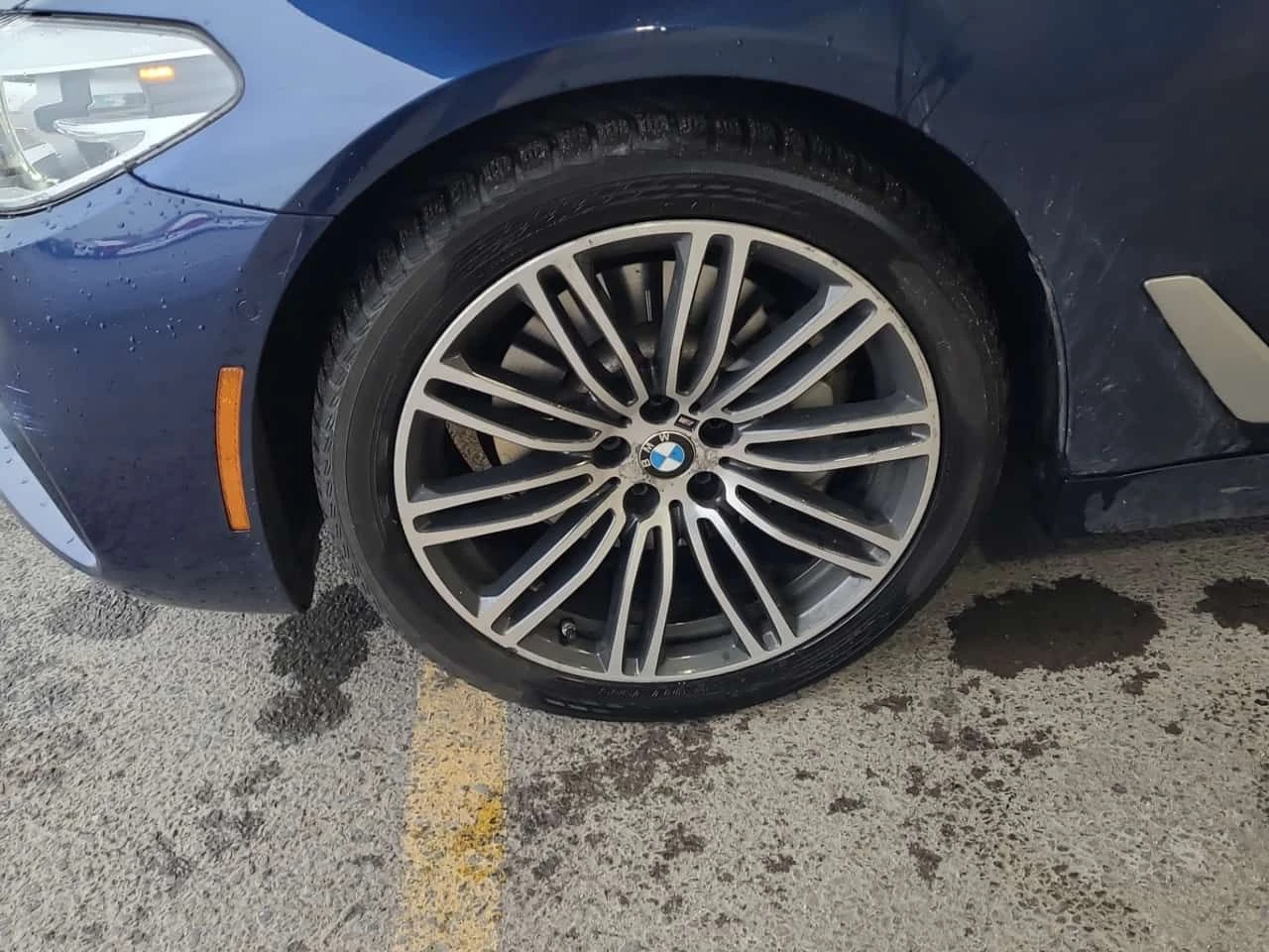 BMW 530 xDrive/CARFAX/ШИБИДАХ/ПОДГРЕВИ, снимка 5 - Автомобили и джипове - 55043905