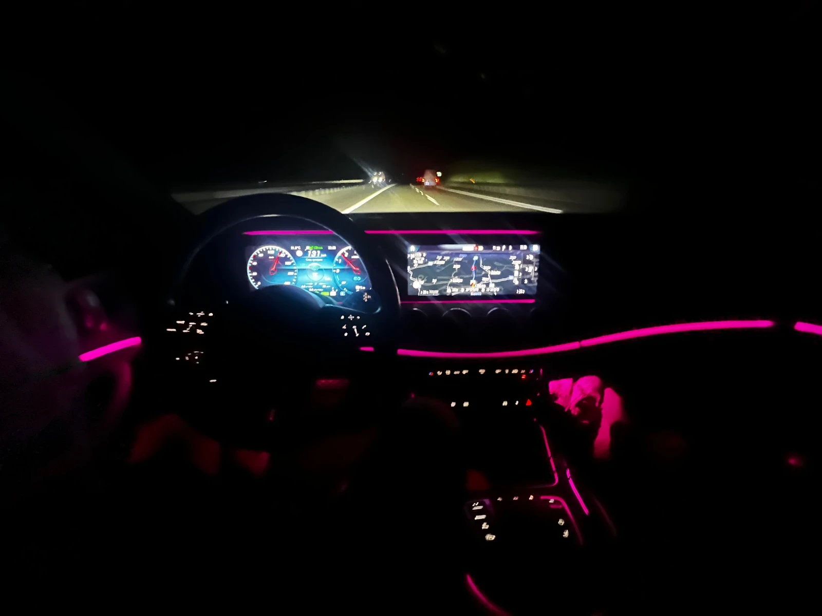 Mercedes-Benz E 300 E300de, снимка 10 - Автомобили и джипове - 55068630