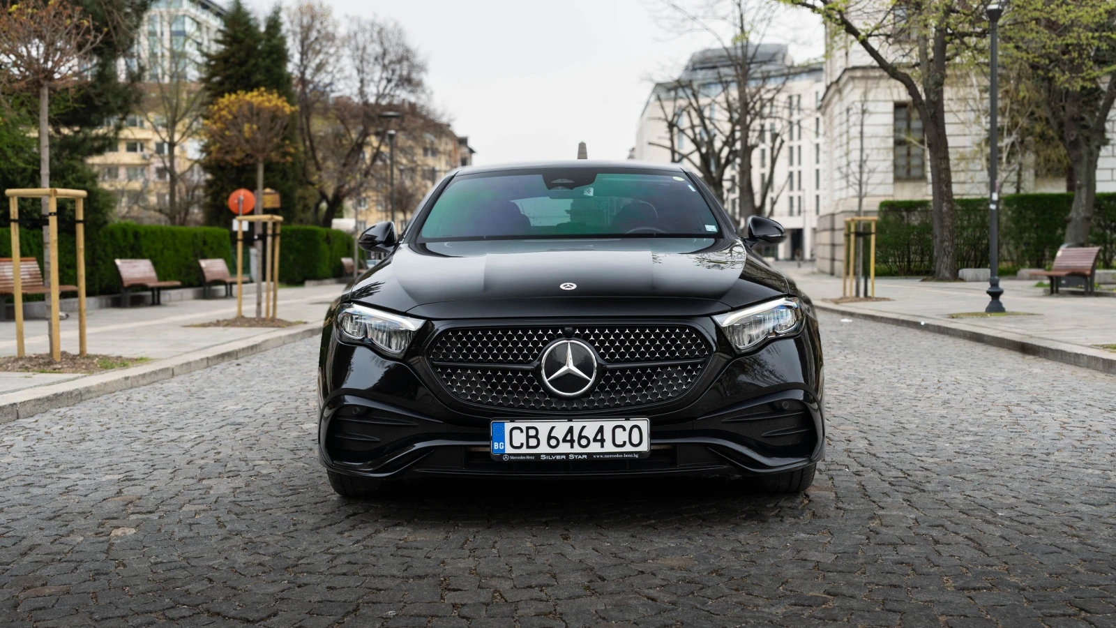 Mercedes-Benz E 200 ЛИЗИНГ | AMG Line * Гаранция * 