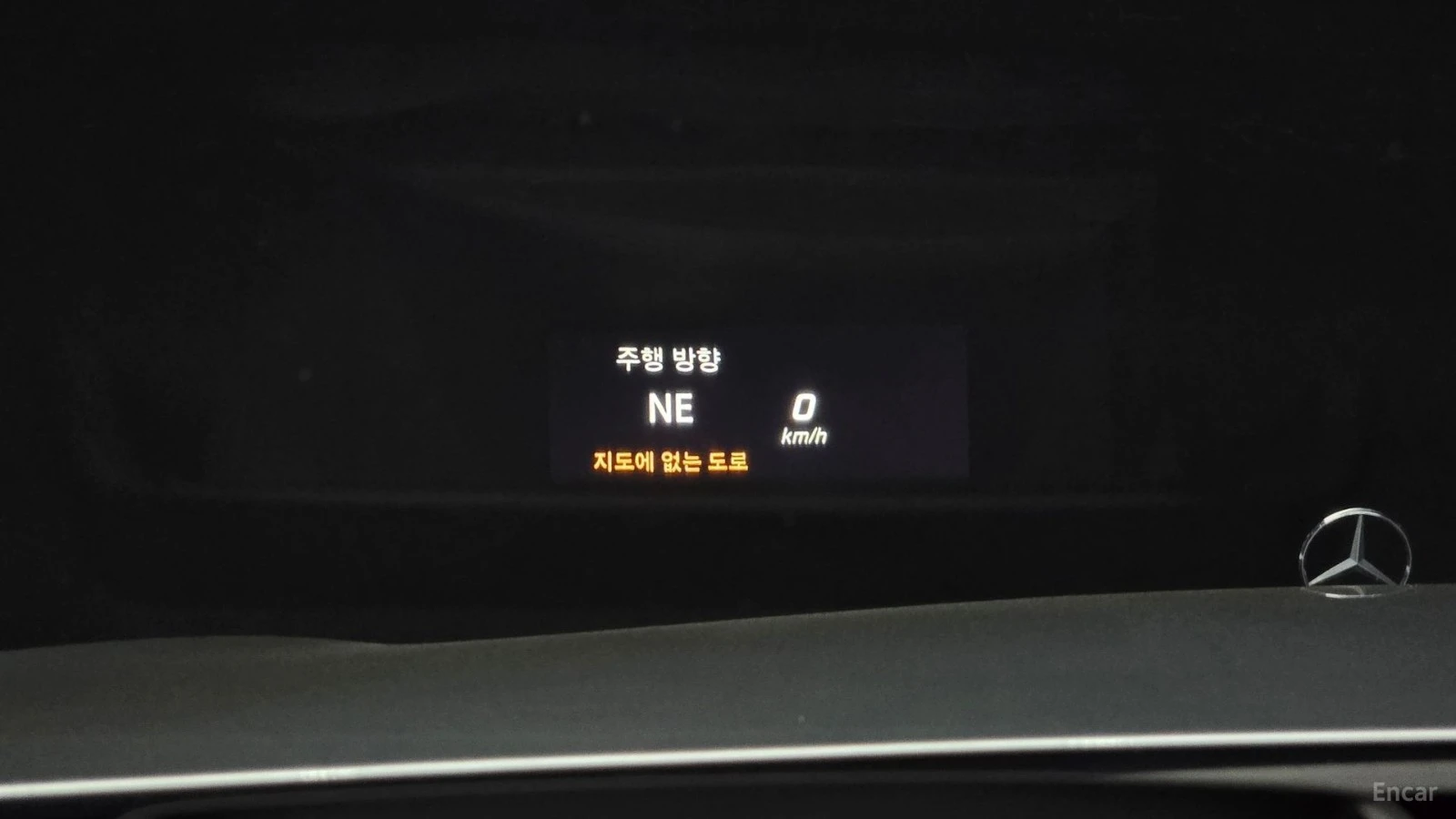 Mercedes-Benz S 350 D* 4MATIC* КОЖА* ПОДГРЕВ* ОБДУХВ* BURMASTER* PANO*, снимка 15 - Автомобили и джипове - 55666954