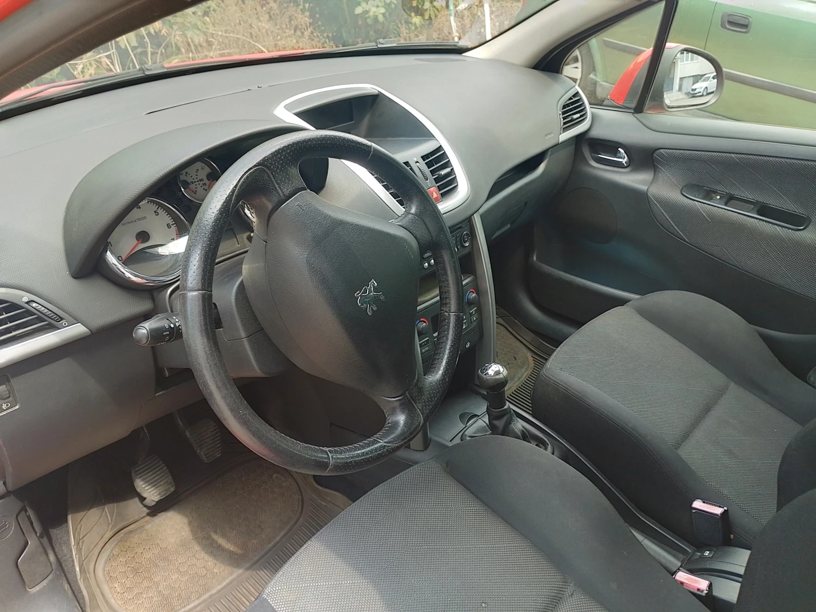 Peugeot 207 SW, снимка 4 - Автомобили и джипове - 55808343