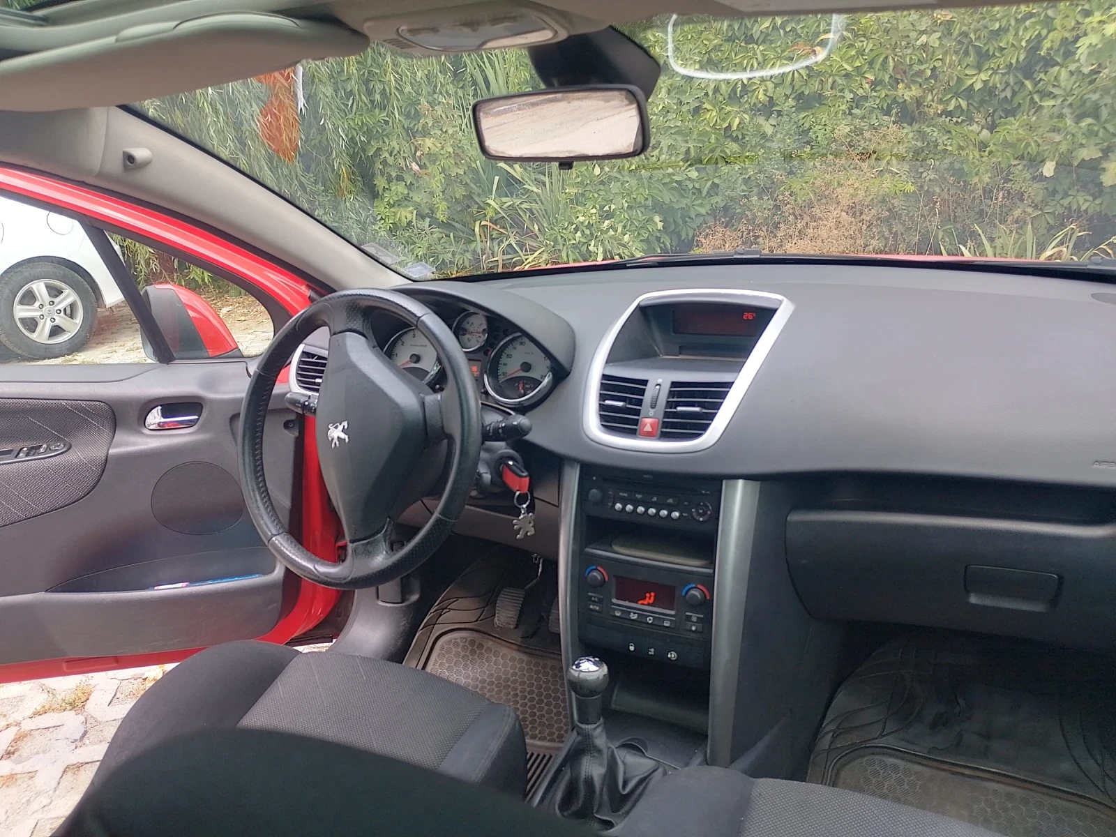 Peugeot 207 SW, снимка 6 - Автомобили и джипове - 55808343