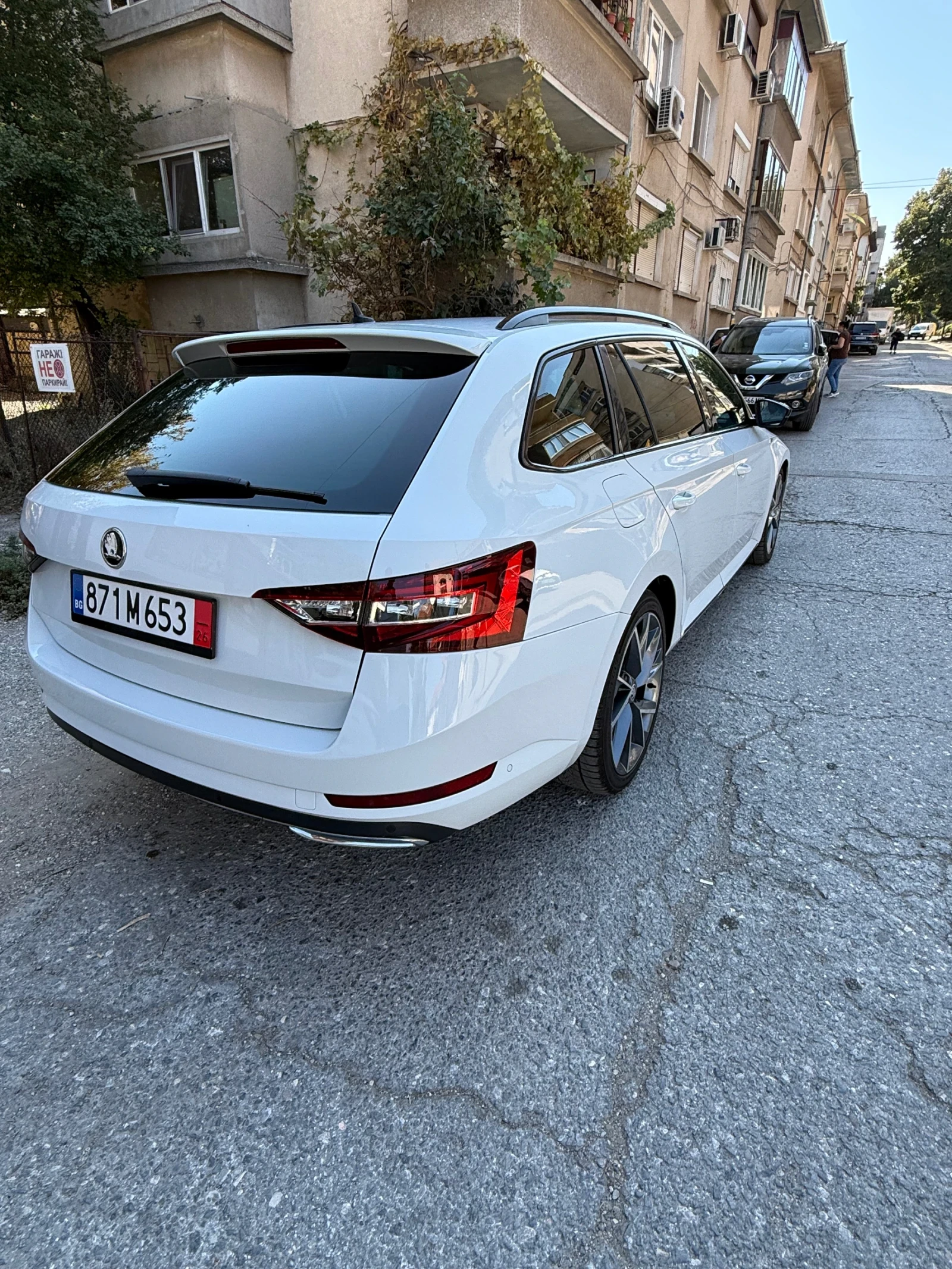 Skoda Superb, снимка 4 - Автомобили и джипове - 56151348