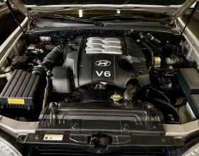 Hyundai Terracan 4x4   3.5 V6 Бензин   194 к.с.   Автоматик, снимка 12