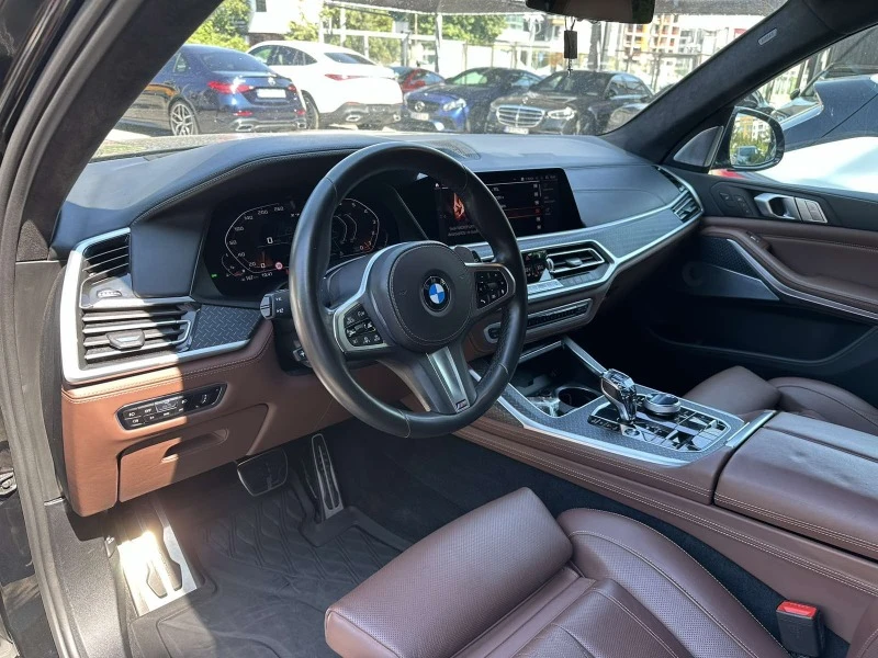 BMW X7 M 50i, снимка 10 - Автомобили и джипове - 46611918