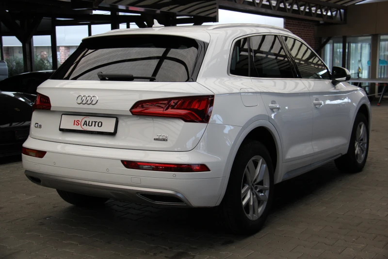 Audi Q5 2.0TDI/SportLine/Matrix/Nappa, снимка 4 - Автомобили и джипове - 47454930