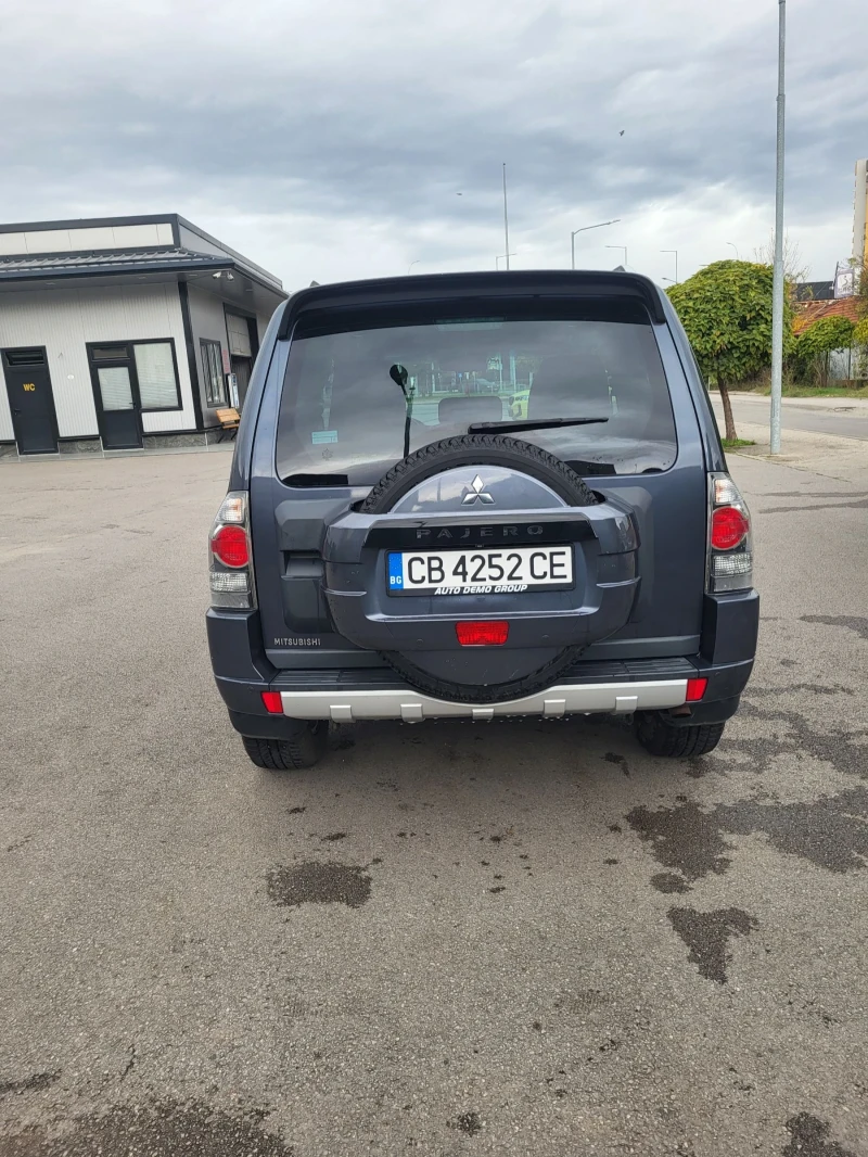 Mitsubishi Pajero, снимка 3 - Автомобили и джипове - 53155775
