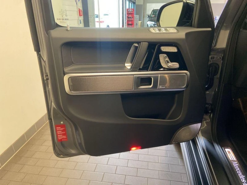 Mercedes-Benz G 450 d/AMG/4MATIC/FACELIFT/EXCLUSIV/BURM 3D/NIGHT/360/, снимка 6 - Автомобили и джипове - 52554319