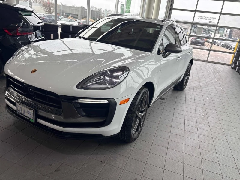 Porsche Macan 2024 AWD * CARFAX * БЕЗ ПЪРВОНАЧАЛНА ВНОСКА