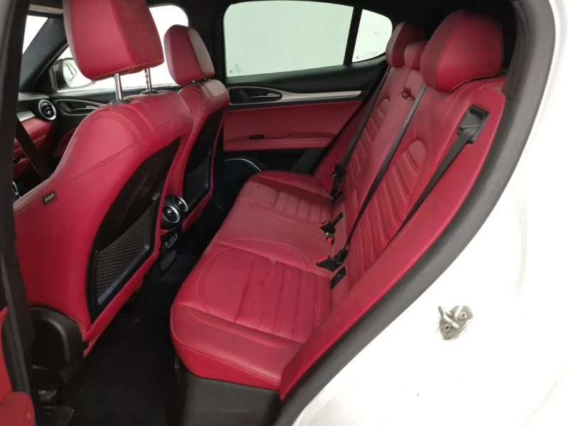 Alfa Romeo Stelvio * TI SPORT * CARFAX * ЦЕНА ДО БГ, снимка 11 - Автомобили и джипове - 53036808