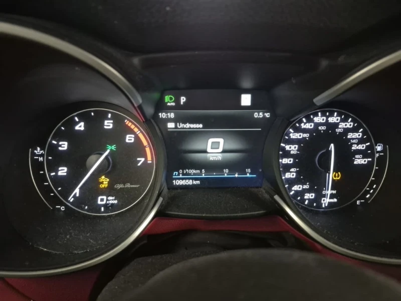 Alfa Romeo Stelvio * TI SPORT * CARFAX * ЦЕНА ДО БГ, снимка 10 - Автомобили и джипове - 53036808