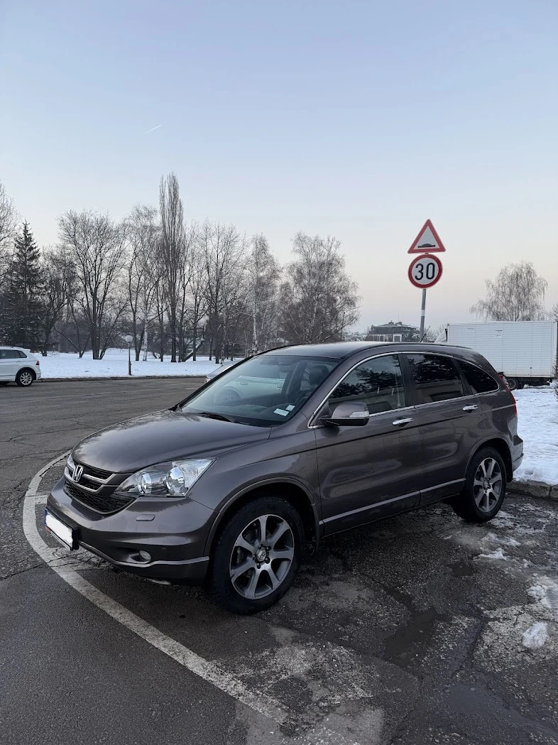 Honda Cr-v 2.2 i-DTEC Facelift, снимка 3 - Автомобили и джипове - 48769387