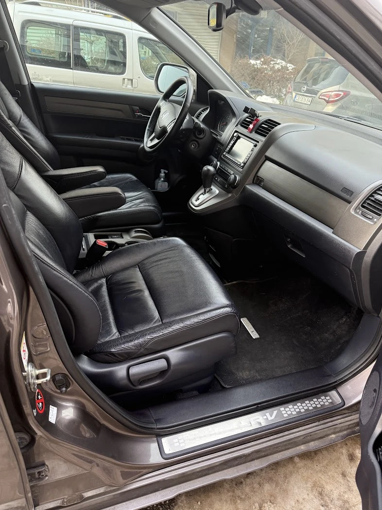 Honda Cr-v 2.2 i-DTEC Facelift, снимка 12 - Автомобили и джипове - 48769387