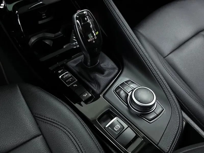 BMW X1, снимка 9 - Автомобили и джипове - 54832139