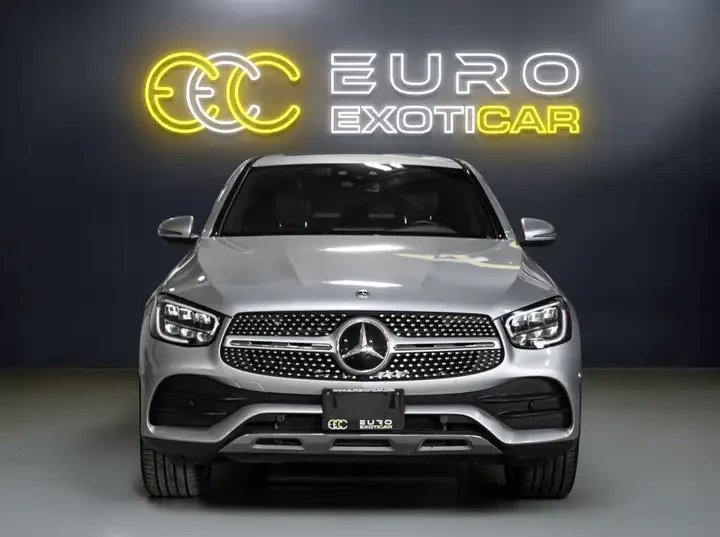Mercedes-Benz GLC 300 4MATIC Coupe/LOADED/CARFAX, снимка 3 - Автомобили и джипове - 55101478