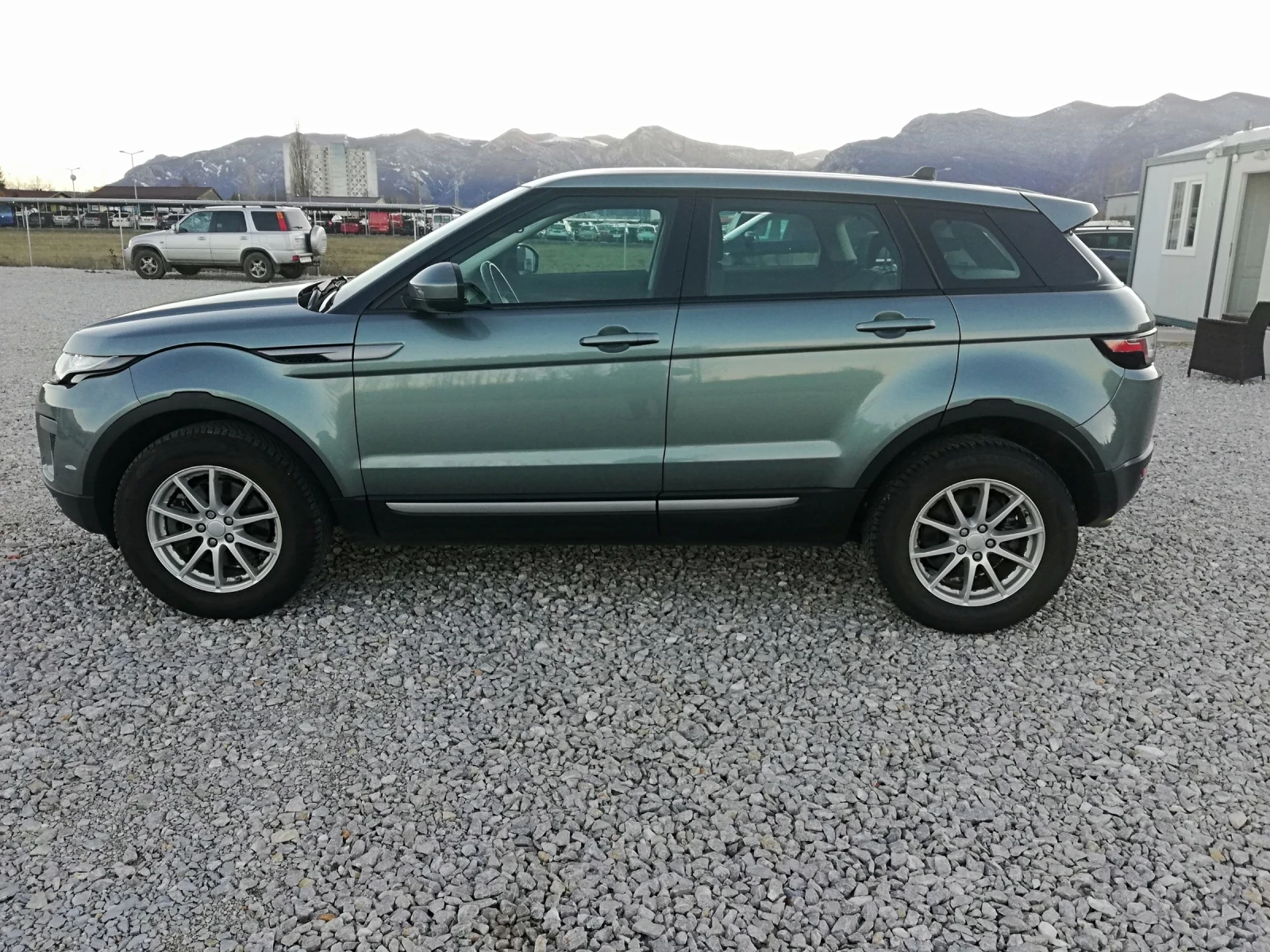 Land Rover Range Rover Evoque 2.0d kli 4x4 150 - изображение 3