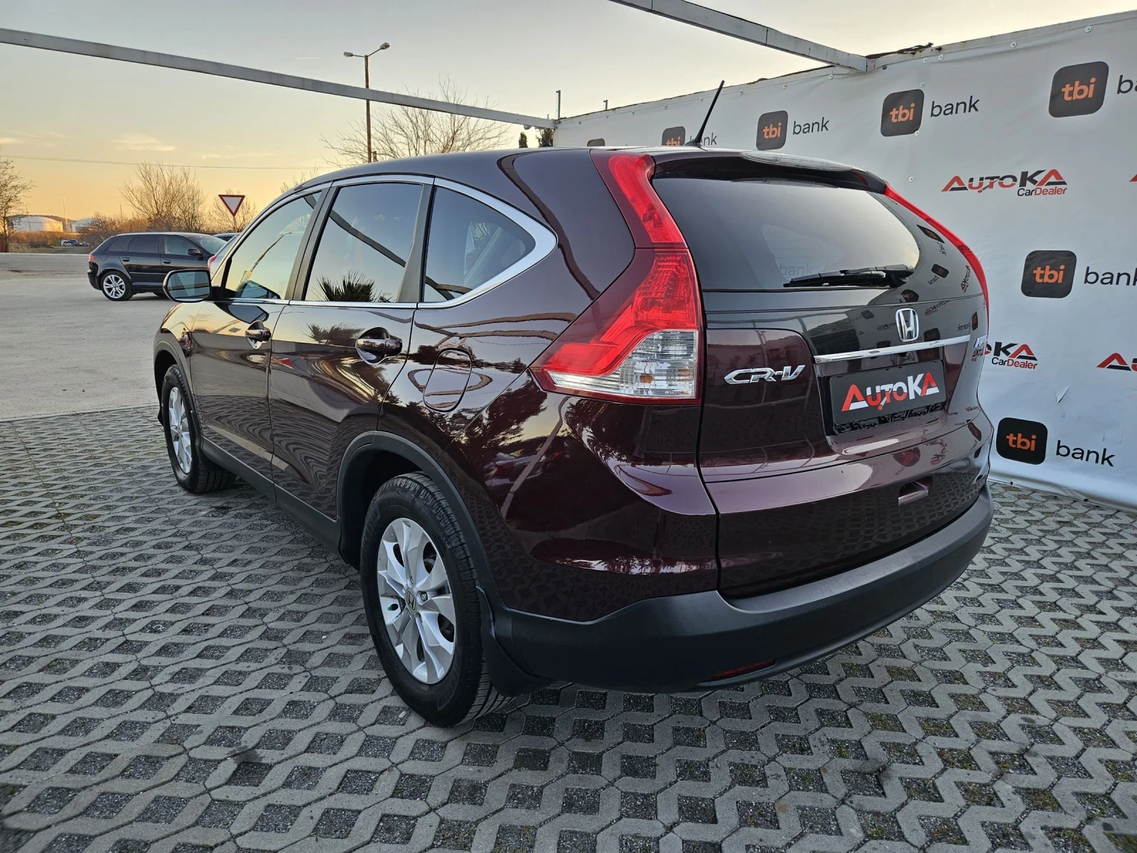 Honda Cr-v 2.4i-188кс= АВТОМАТ= 4Х4= 147.000КМ= КАМЕРА= НАВИ - изображение 5