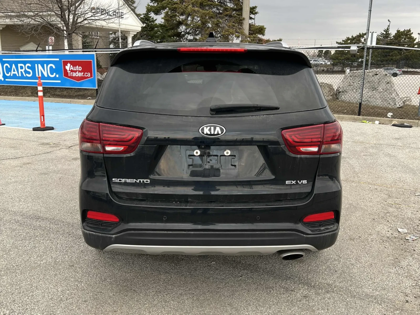 Kia Sorento LX FWD * * CARFAX * * АВТО КРЕДИТ * * , снимка 5 - Автомобили и джипове - 54197333