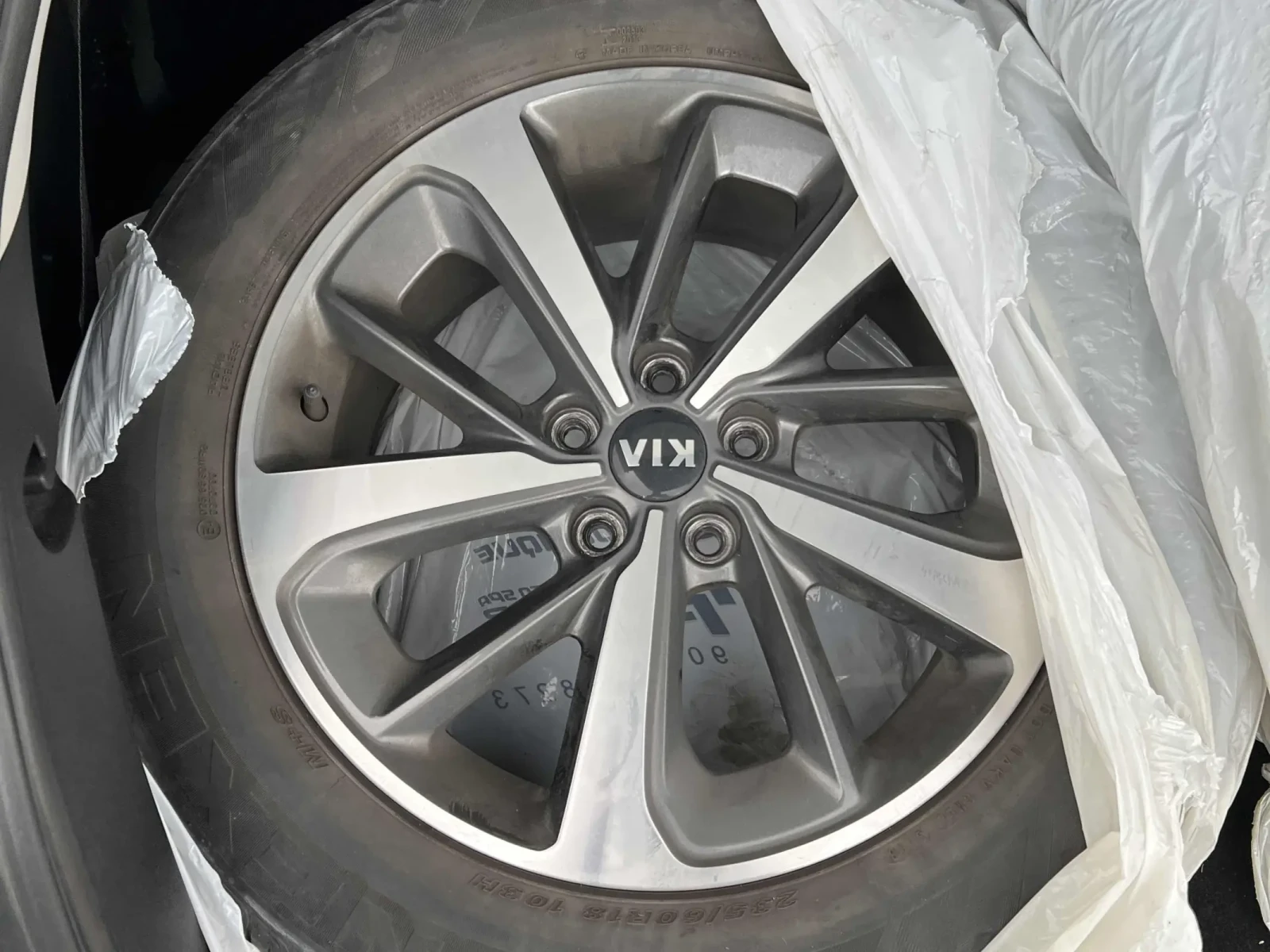 Kia Sorento LX FWD * * CARFAX * * АВТО КРЕДИТ * * , снимка 11 - Автомобили и джипове - 54197333