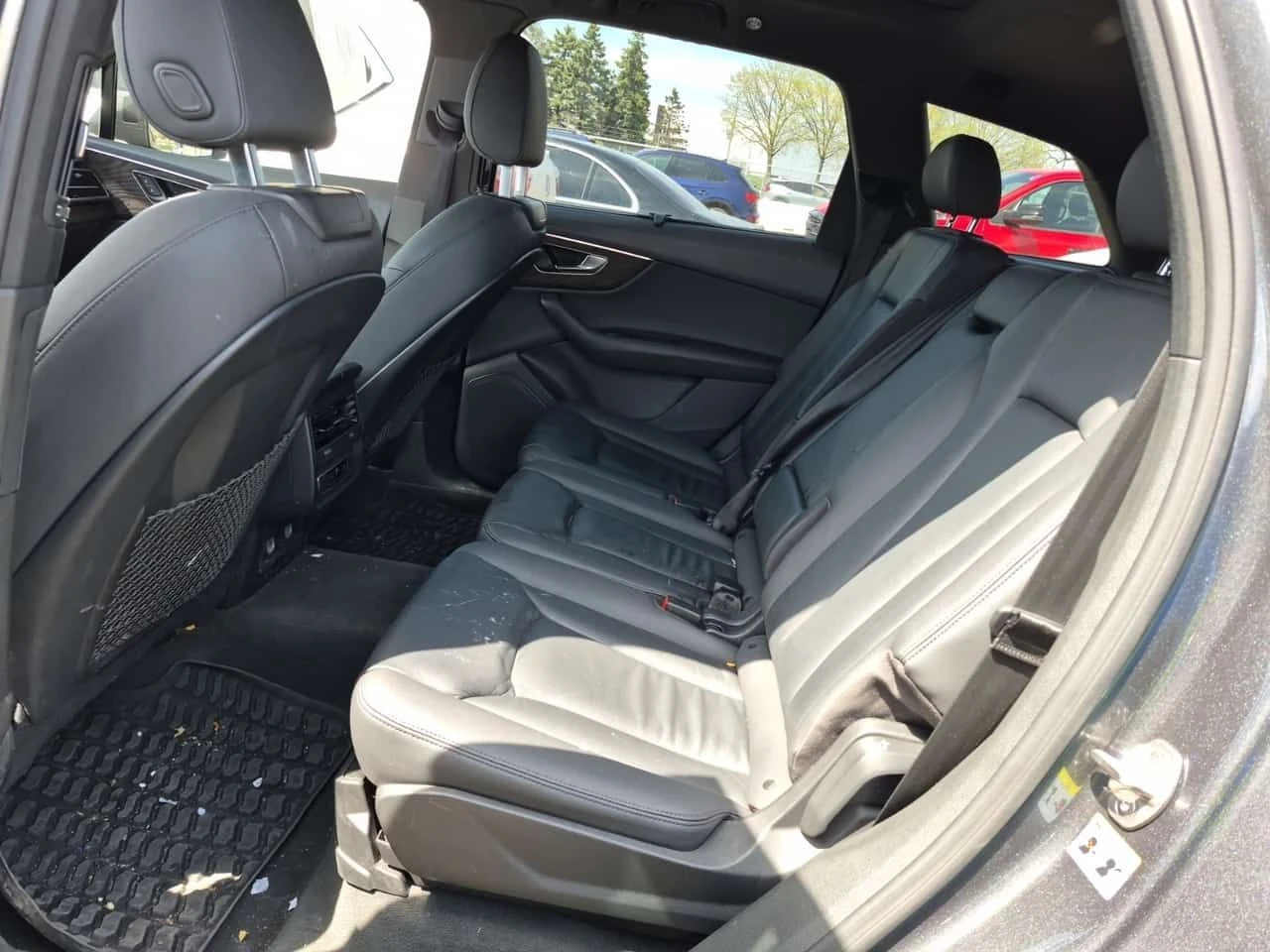 Audi Q7 KOMFORT/СARFAX/2 КЛЮЧА/ПАНОРАМА/ПОДГРЕВ/, снимка 9 - Автомобили и джипове - 54432470