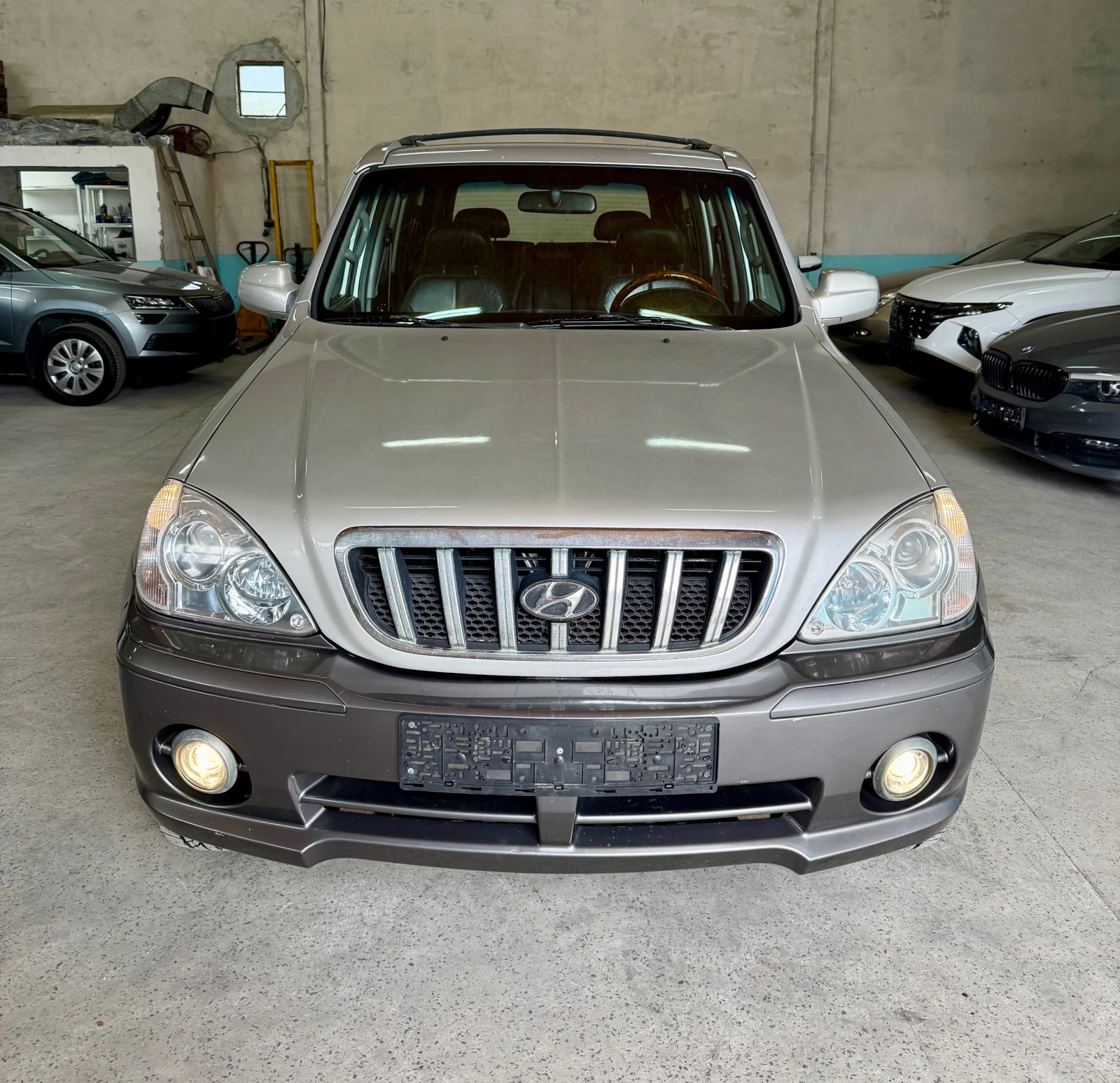 Hyundai Terracan 4x4   3.5 V6 Бензин   194 к.с.   Автоматик, снимка 4 - Автомобили и джипове - 54579270
