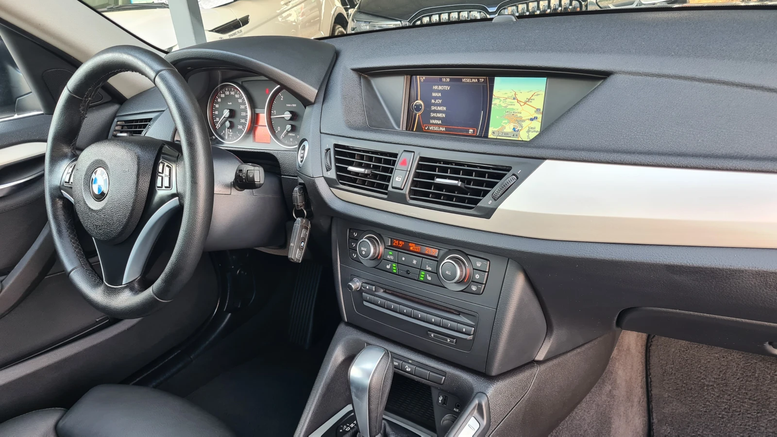 BMW X1 SWISS-X DRIVE, снимка 11 - Автомобили и джипове - 55038604