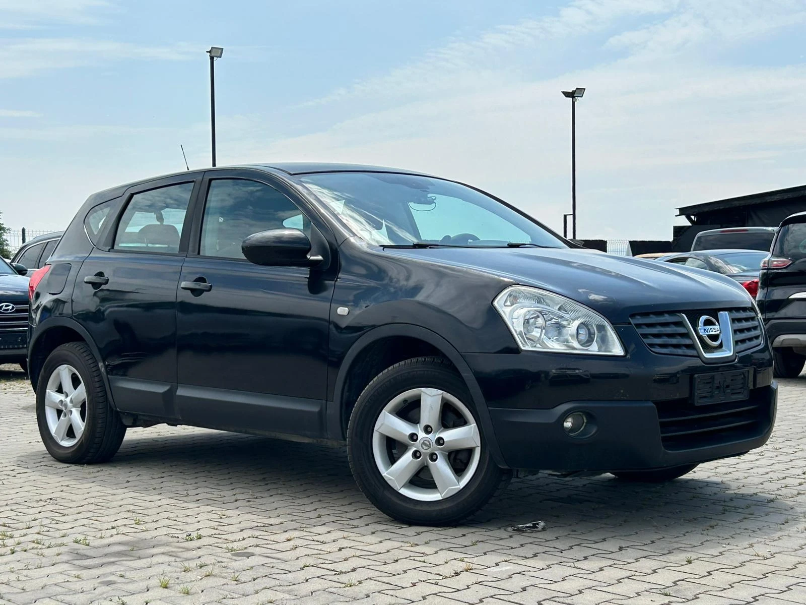Nissan Qashqai / 1.6I / GAS / NAVI /, снимка 7 - Автомобили и джипове - 55130852