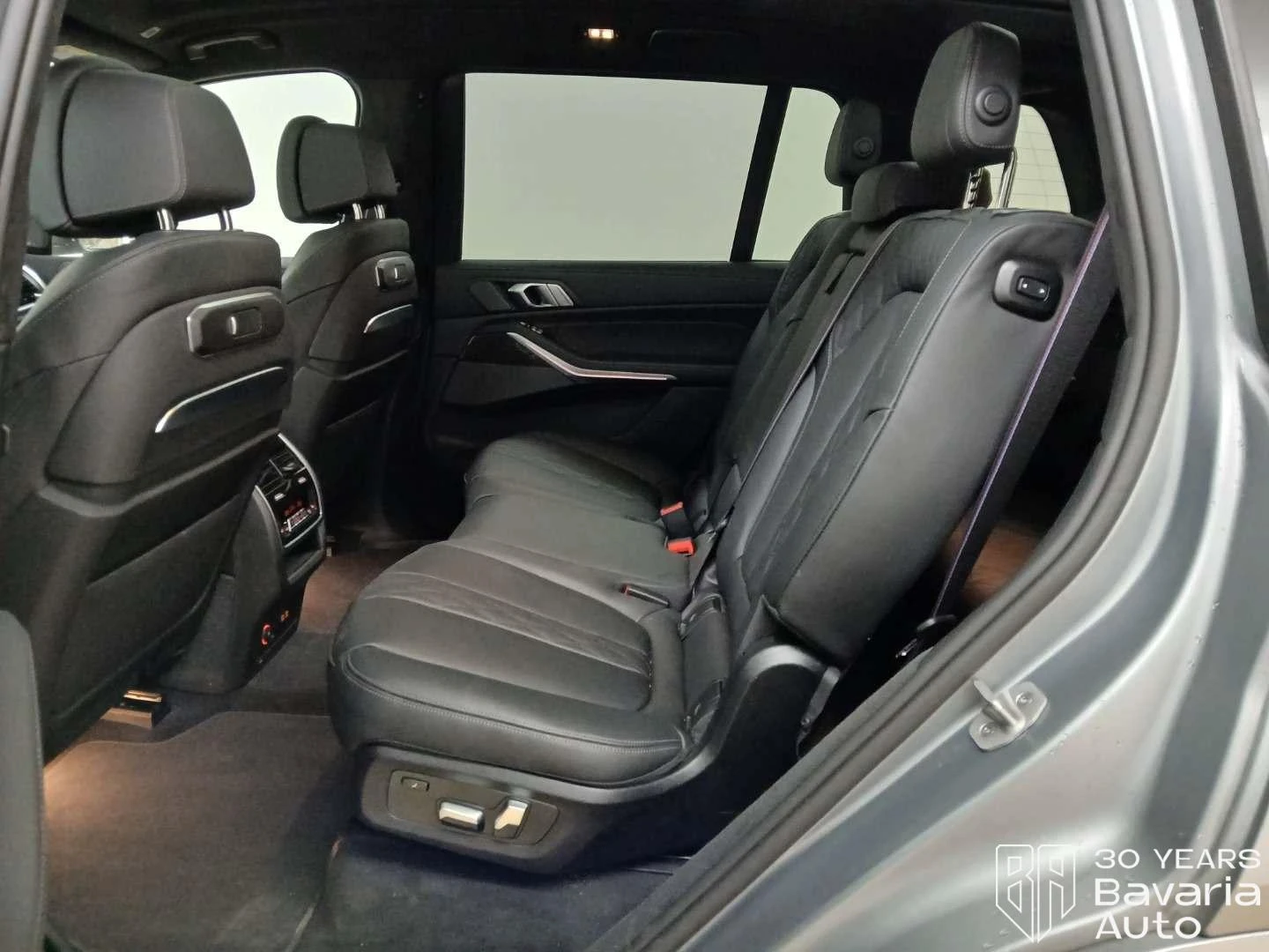 BMW X7 40d xDrive M Sport Paket Sportautomatic, снимка 9 - Автомобили и джипове - 55230690