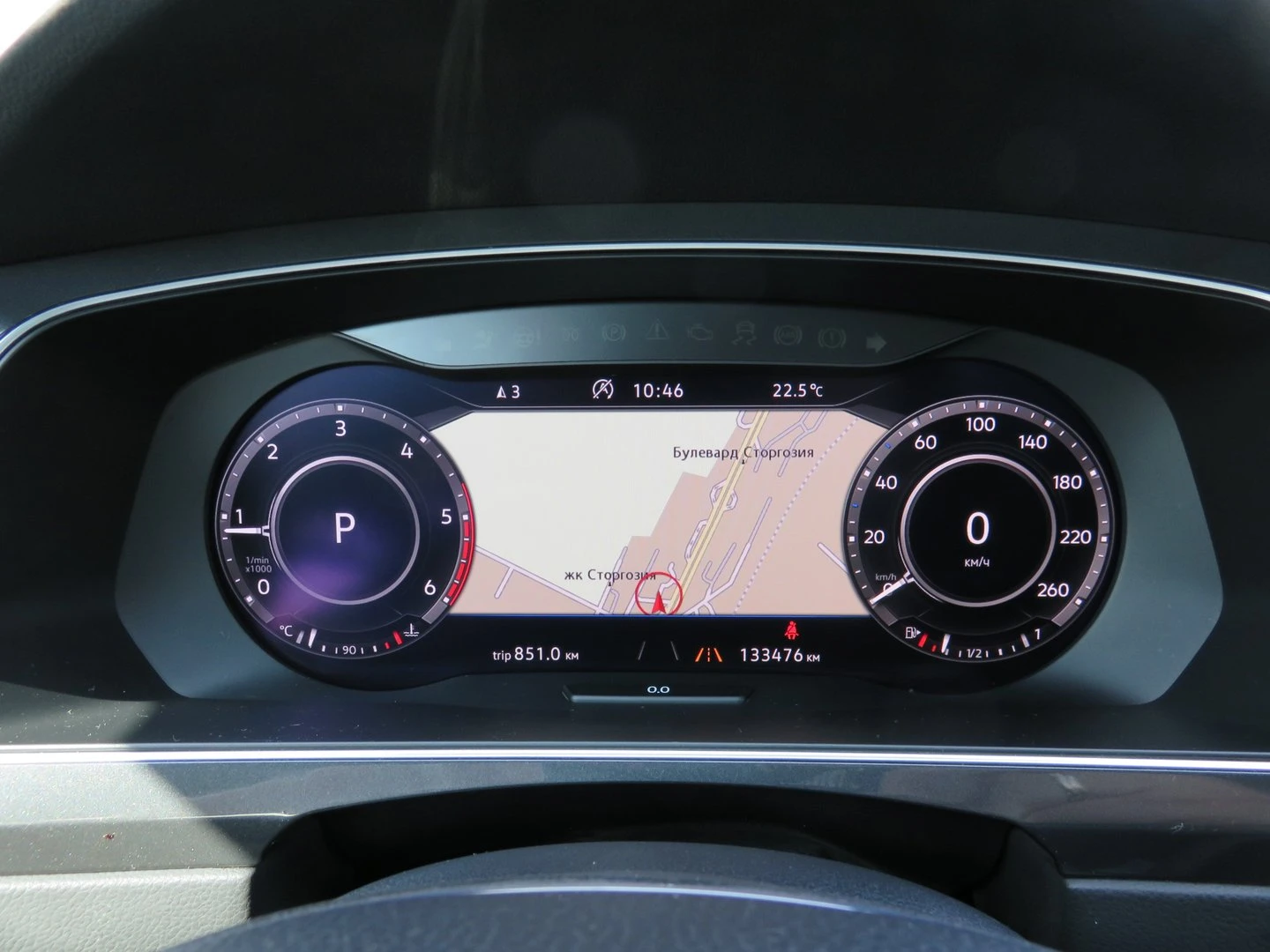 VW Tiguan, снимка 10 - Автомобили и джипове - 56420523
